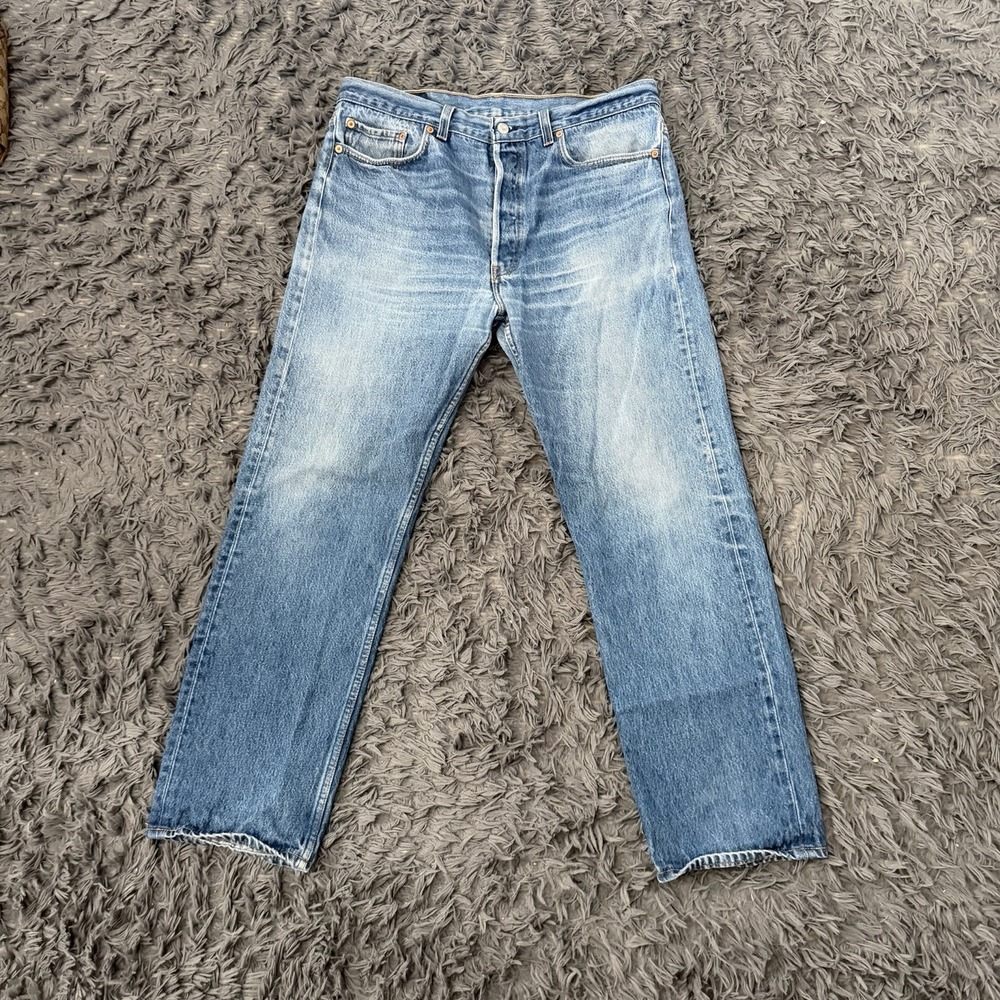 Vintage Levi 501xx Made In USA Button Fly Jeans Size 34x30 Faded Light Wash 90s